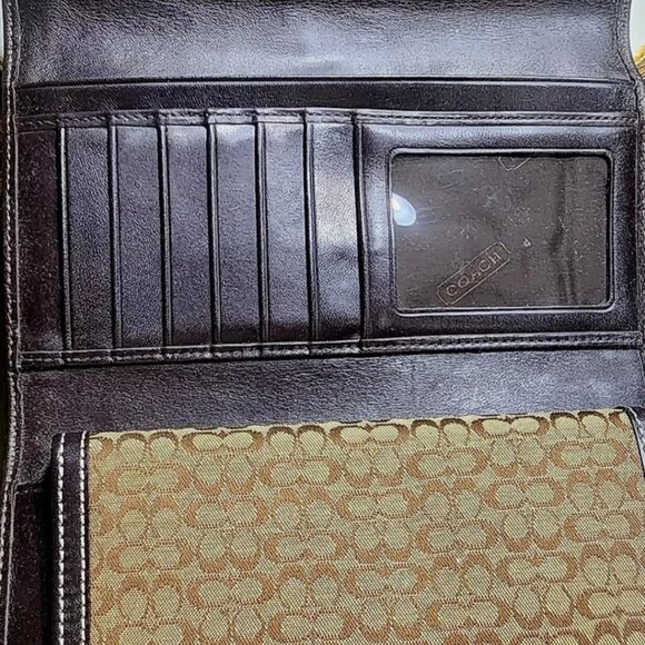 Coach Wallet - Picture 2 of 3